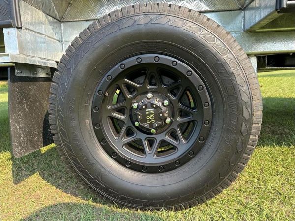 2025 Van Cruiser Caravans X Machine Grande Caravan image