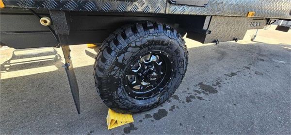 2025 On The Move Caravans Traxx Off-Road 16' Caravan image