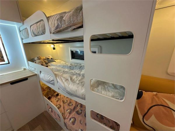 2025 On The Move Caravans Infinity 6.3F Caravan image