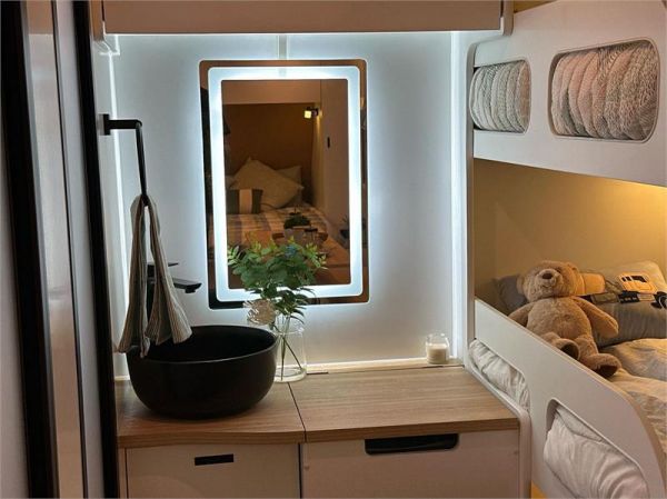 2025 On The Move Caravans Infinity 6.3F Caravan image