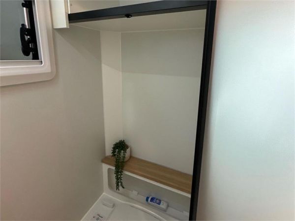 2025 On The Move Caravans Infinity 6.3F Caravan image