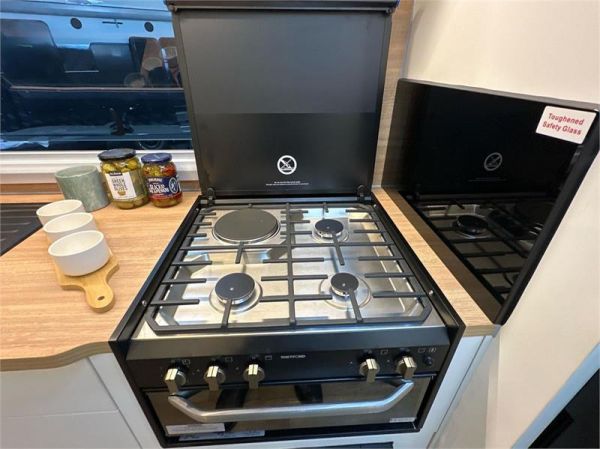 2025 On The Move Caravans Infinity 6.3F Caravan image