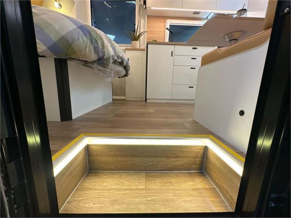 2025 On The Move Caravans Infinity 6.3F Caravan image