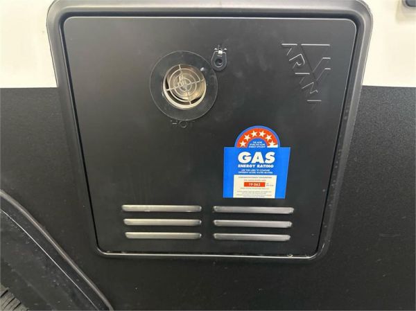 2025 On The Move Caravans Infinity 6.3F Caravan image