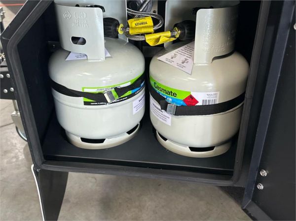 2025 On The Move Caravans Infinity 6.3F Caravan image