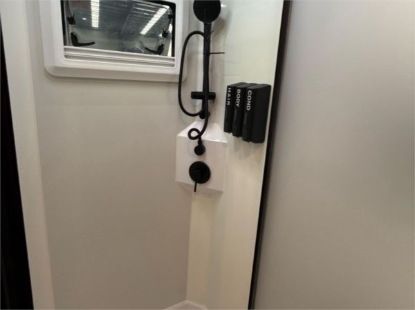 2025 On The Move Caravans Storm 7.2 Caravan image