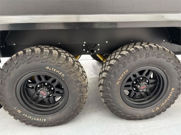 2025 On The Move Caravans Storm 7.2 Caravan image