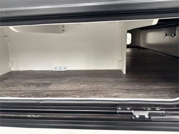 2025 On The Move Caravans Storm 7.2 Caravan image