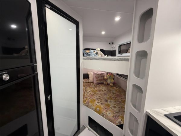 2025 On The Move Caravans Traxx Tourer 20'6 Wide Bunks Caravan image