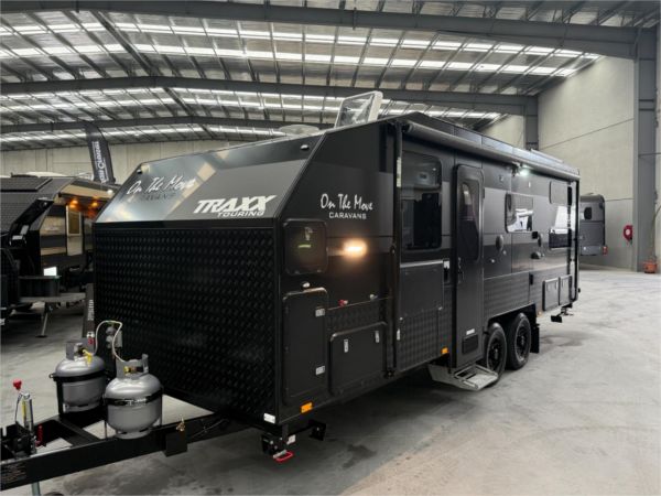 2025 On The Move Caravans Traxx Tourer 20'6 Wide bunks Caravan image