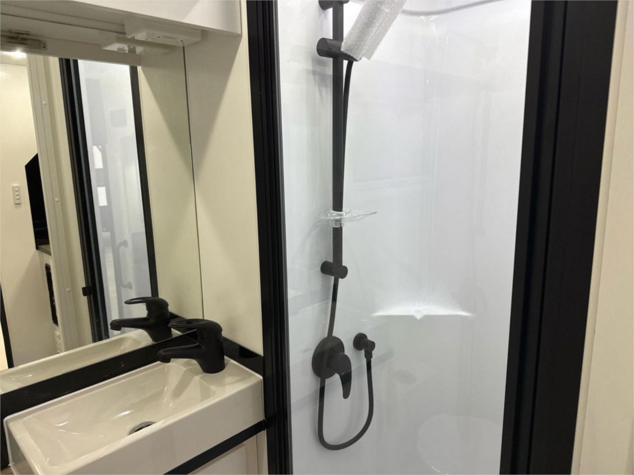 Image for 2025 Van Cruiser Caravans Wild Mountain Cat HTO Caravan 6