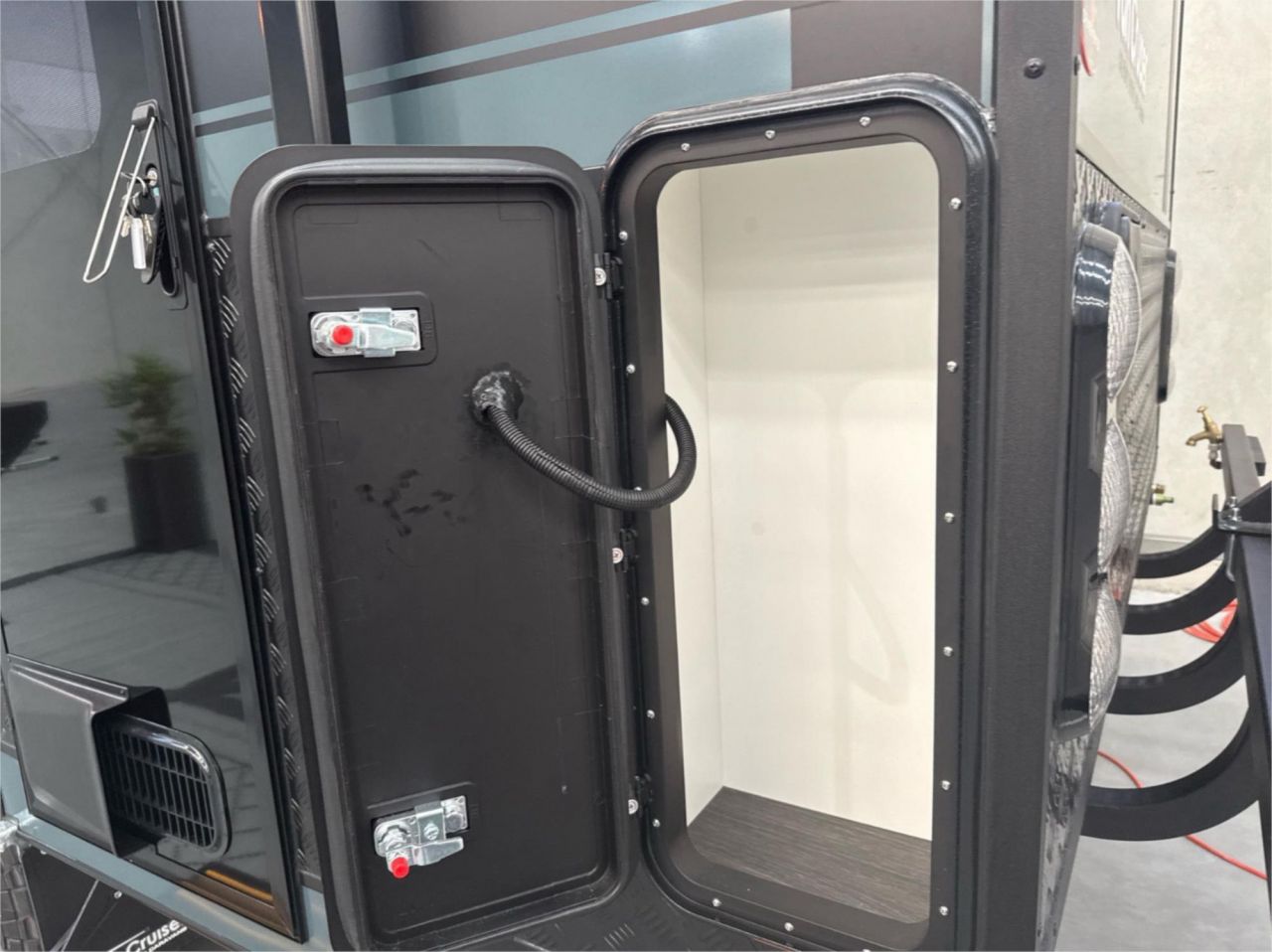 Image for 2025 Van Cruiser Caravans Wild Mountain Cat HTO Caravan 30