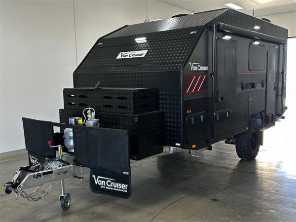 2025 Van Cruiser Caravans X MACHINE HTO Caravan image