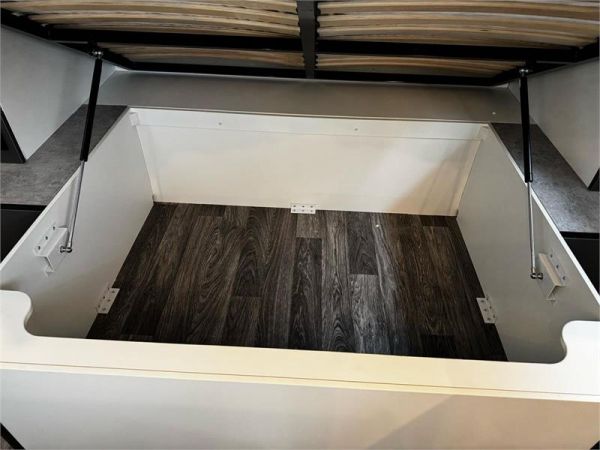 2025 On The Move Caravans Storm 5.5 Caravan image