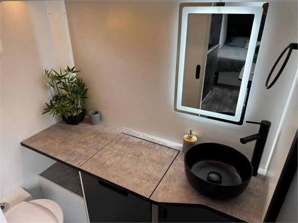 2025 On The Move Caravans Storm 5.5 Caravan image