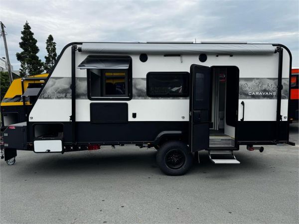 2025 On The Move Caravans Storm 5.5 Caravan image