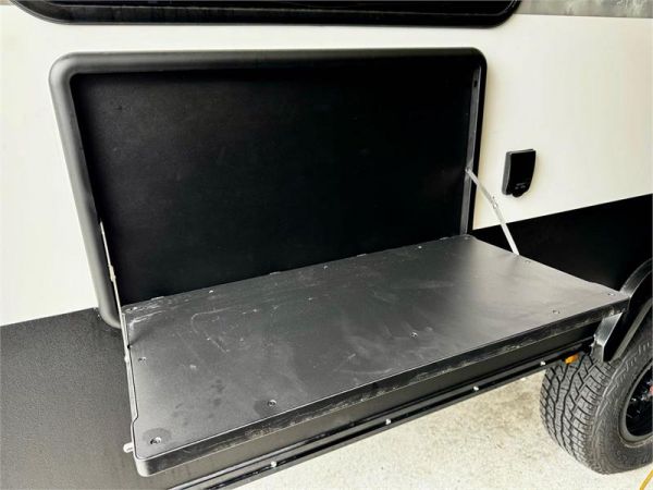 2025 On The Move Caravans Storm 5.5 Caravan image