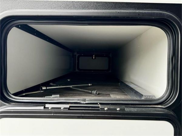 2025 On The Move Caravans Storm 5.5 Caravan image