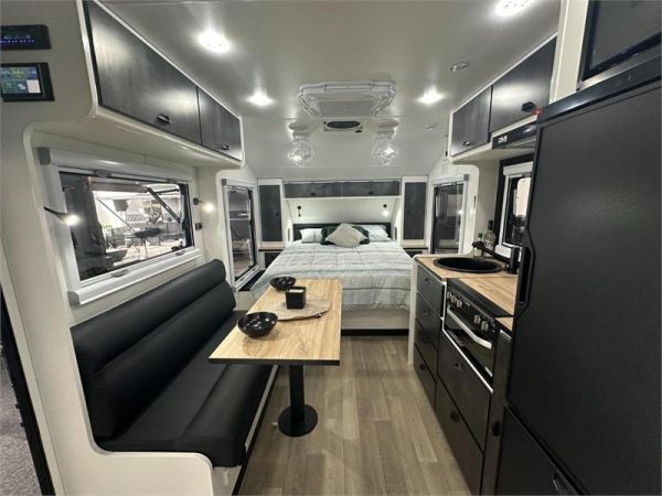 2025 Van Cruiser Caravans Fury Rd HTO 16'10 Caravan image