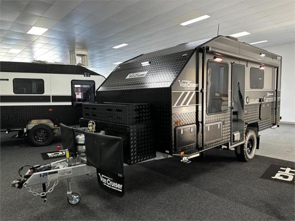 2025 Van Cruiser Caravans X Rogue 17'10 Caravan image