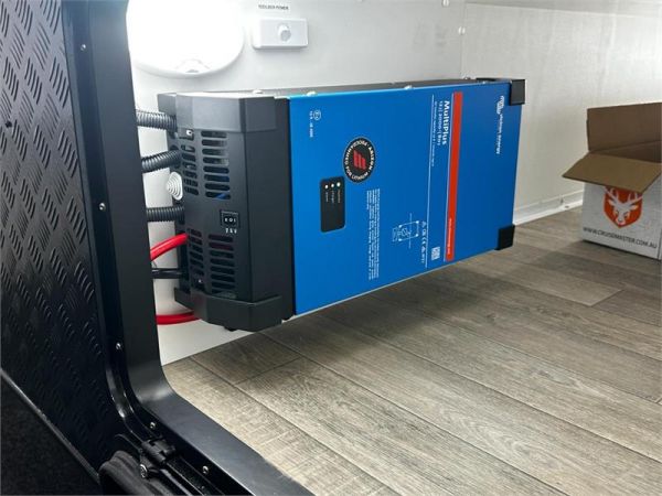 2025 Van Cruiser Caravans X Rogue 17'10 Caravan image