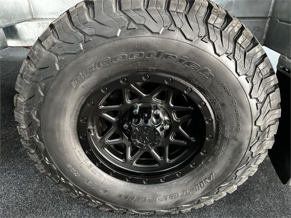 2025 Van Cruiser Caravans X Rogue 17'10 Caravan image