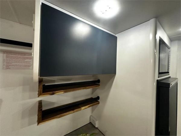 2025 Van Cruiser Caravans X Rogue 17'10 Caravan image