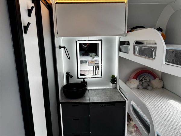 2025 On The Move Caravans Infinity 6.3F Caravan image