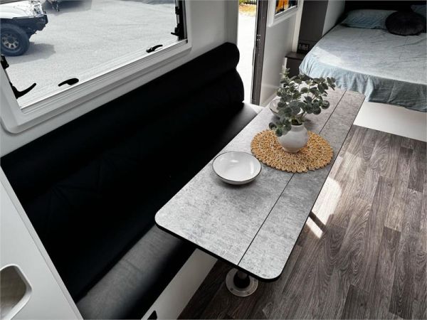 2025 On The Move Caravans Infinity 6.3F Caravan image