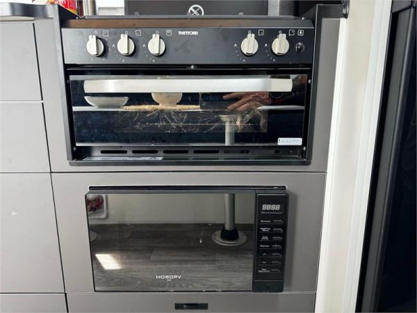 2025 On The Move Caravans Infinity 6.3F Caravan image