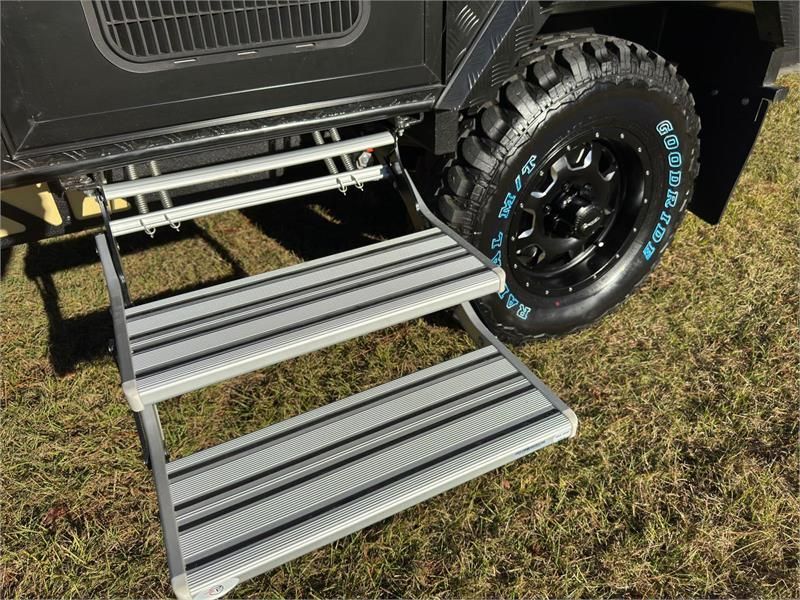 Image for 2025 On The Move Caravans Traxx Off-Road 17' Front Door Caravan 16