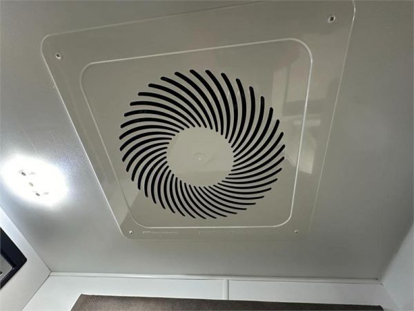 2025 Van Cruiser Caravans X MACHINE HTO Caravan image