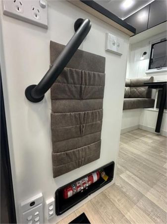 2025 Van Cruiser Caravans X MACHINE HTO Caravan image