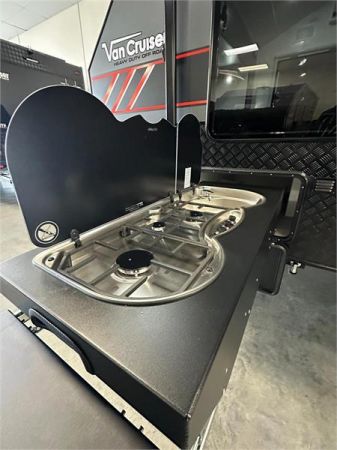 2025 Van Cruiser Caravans X MACHINE HTO Caravan image