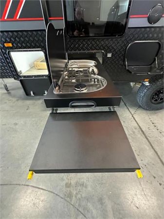 2025 Van Cruiser Caravans X MACHINE HTO Caravan image