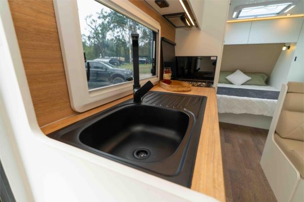 2025 On The Move Caravans Infinity 6.3 Caravan image