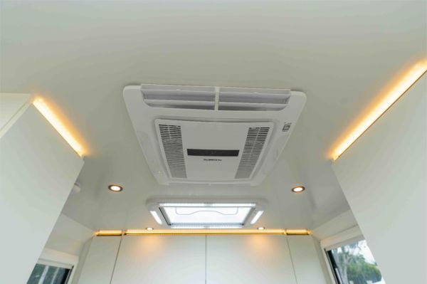 2025 On The Move Caravans Infinity 6.3 Caravan image