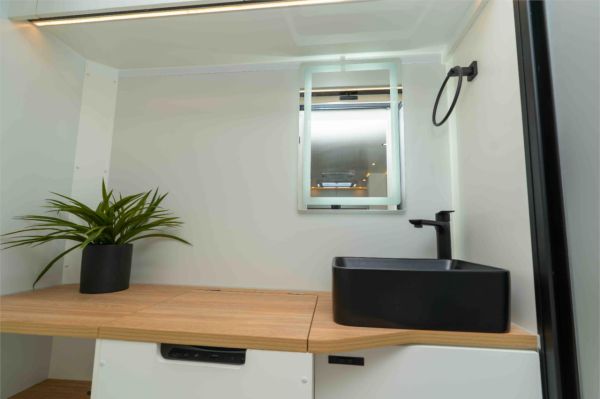 2025 On The Move Caravans Infinity 6.3 Caravan image