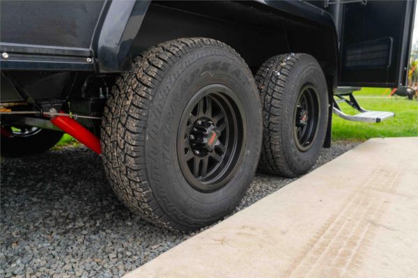 2025 On The Move Caravans Infinity 6.3 Caravan image