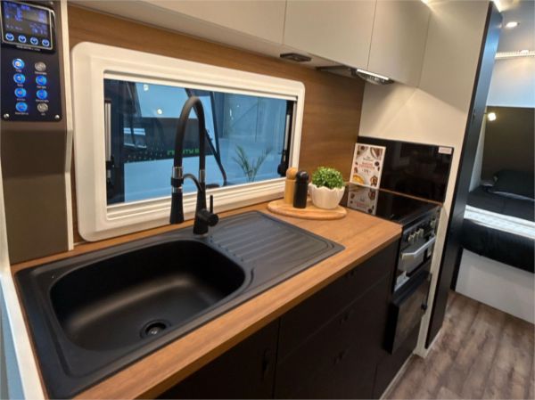 2025 On The Move Caravans Storm 6.3 Caravan image