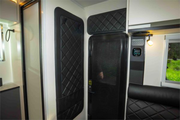 2025 On The Move Caravans Adventure 5.5 Caravan image