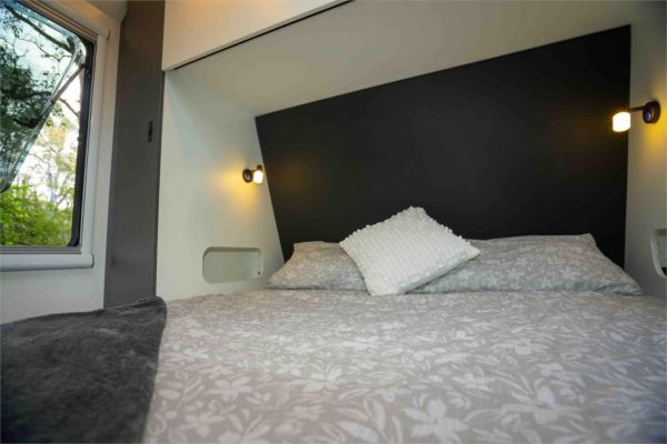 2025 On The Move Caravans Adventure 5.5 Caravan image