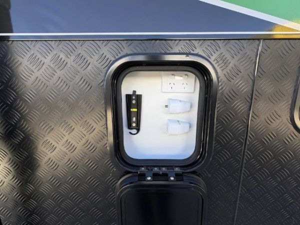 2025 Snowy River Srt18F 2 Bunk Caravan SRT-18F image