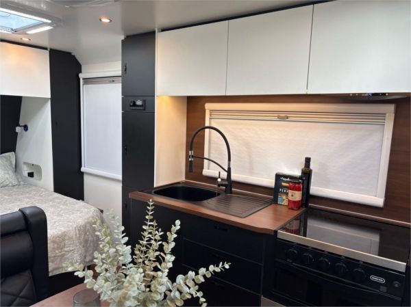 2025 On The Move Caravans Adventure 5.5 Caravan image