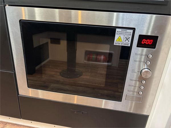 2025 On The Move Caravans Adventure 5.5 Caravan image