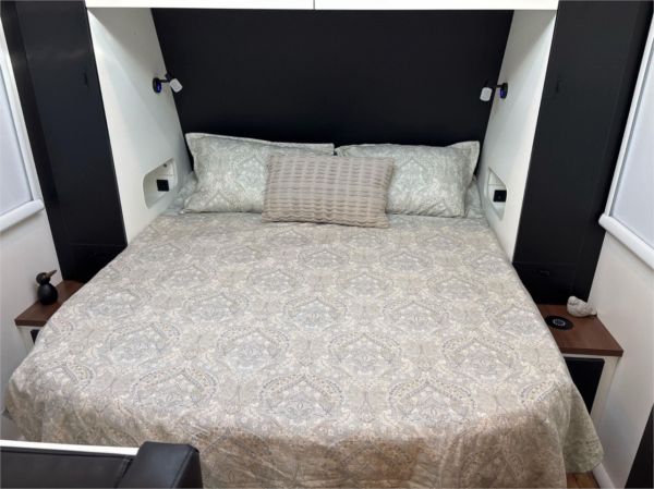 2025 On The Move Caravans Adventure 5.5 Caravan image