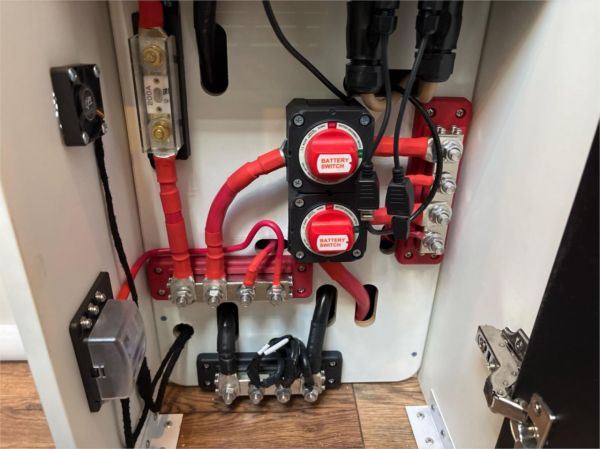 2025 On The Move Caravans Adventure 5.5 Caravan image