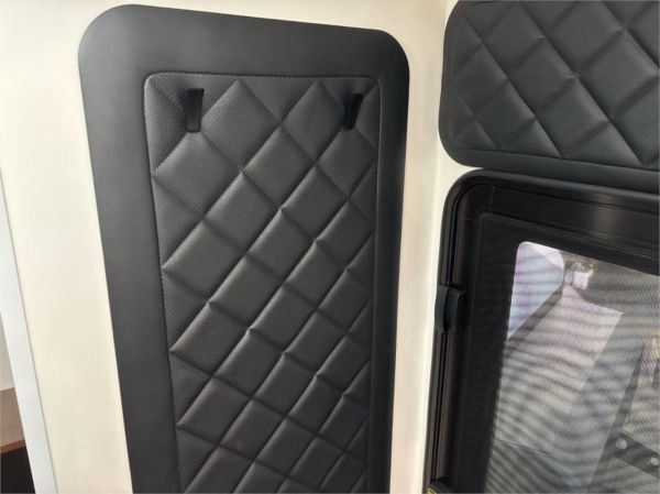 2025 On The Move Caravans Adventure 5.5 Caravan image