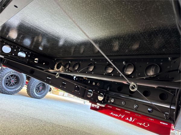 2025 On The Move Caravans Adventure 5.5 Caravan image