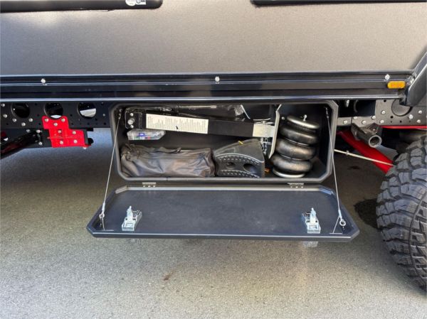 2025 On The Move Caravans Adventure 5.5 Caravan image